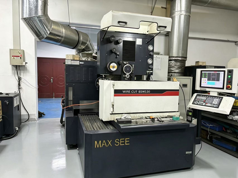 Slow Wire Cutting Machine