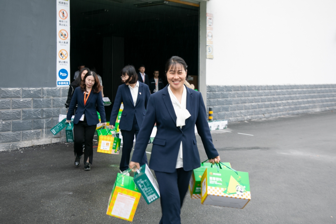 54029beac537d465d065a5e8c79aa672.jpg 54029beac537d465d065a5e8c79aa672.jpg