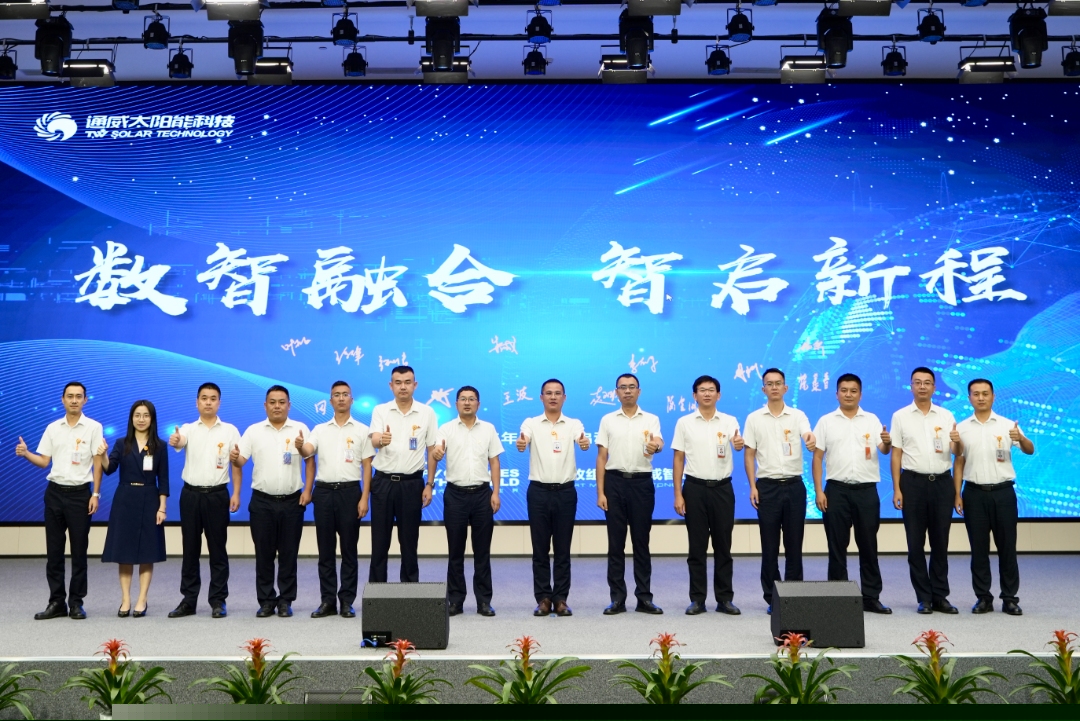 bd056be7c59e6d0048d2fe2bd8ba8f45.jpg bd056be7c59e6d0048d2fe2bd8ba8f45.jpg