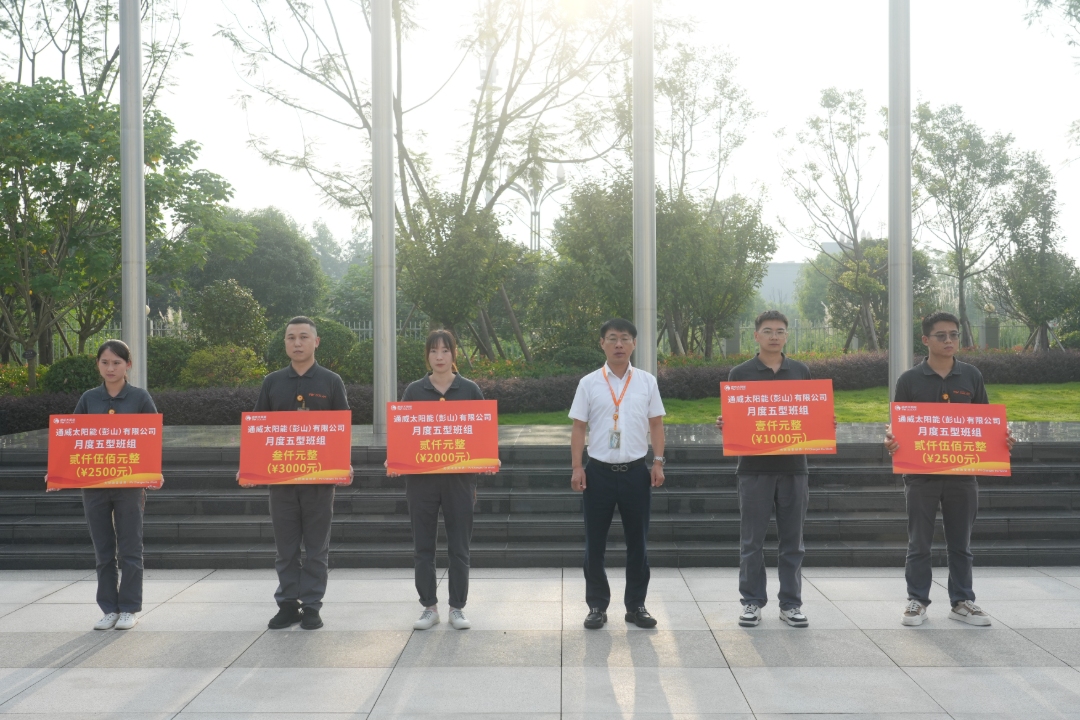 19c1f31b4fc61af7fbb7e6da3cfc969f.jpg 19c1f31b4fc61af7fbb7e6da3cfc969f.jpg